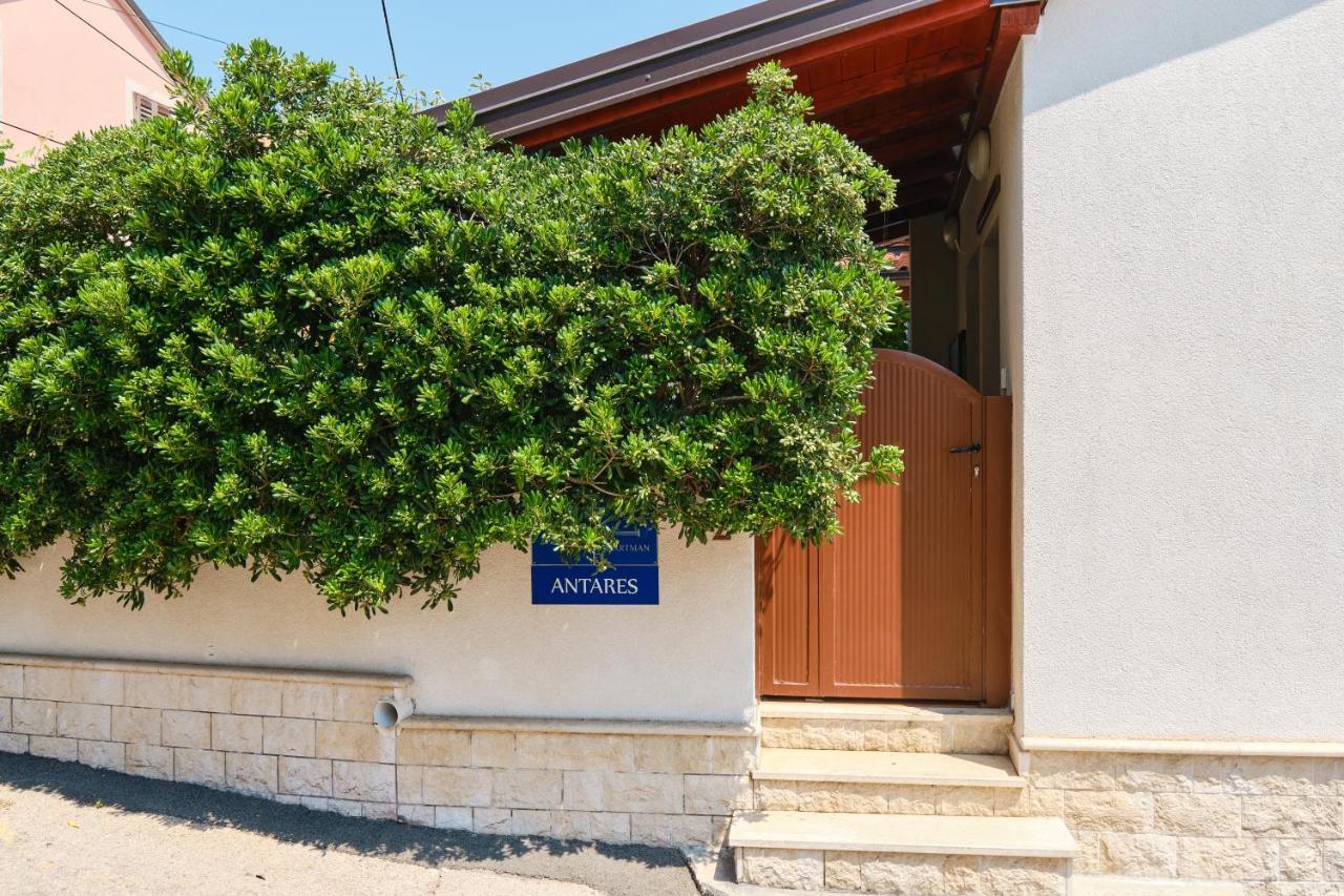 Apartments Antares Mali Lošinj Exterior foto